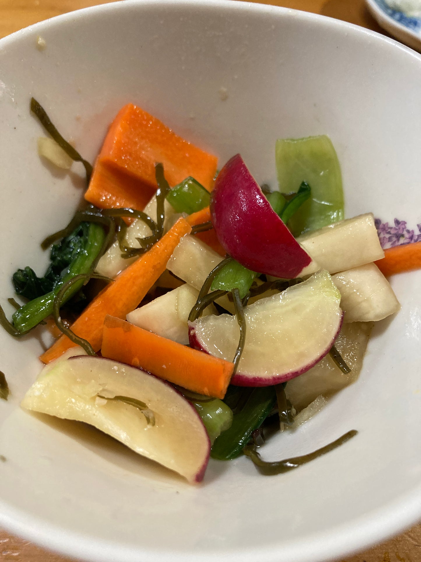 komatsuna greens, bunch